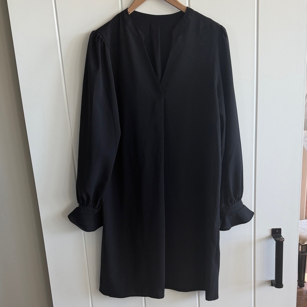 Classic Black Long-Sleeve Shift Dress